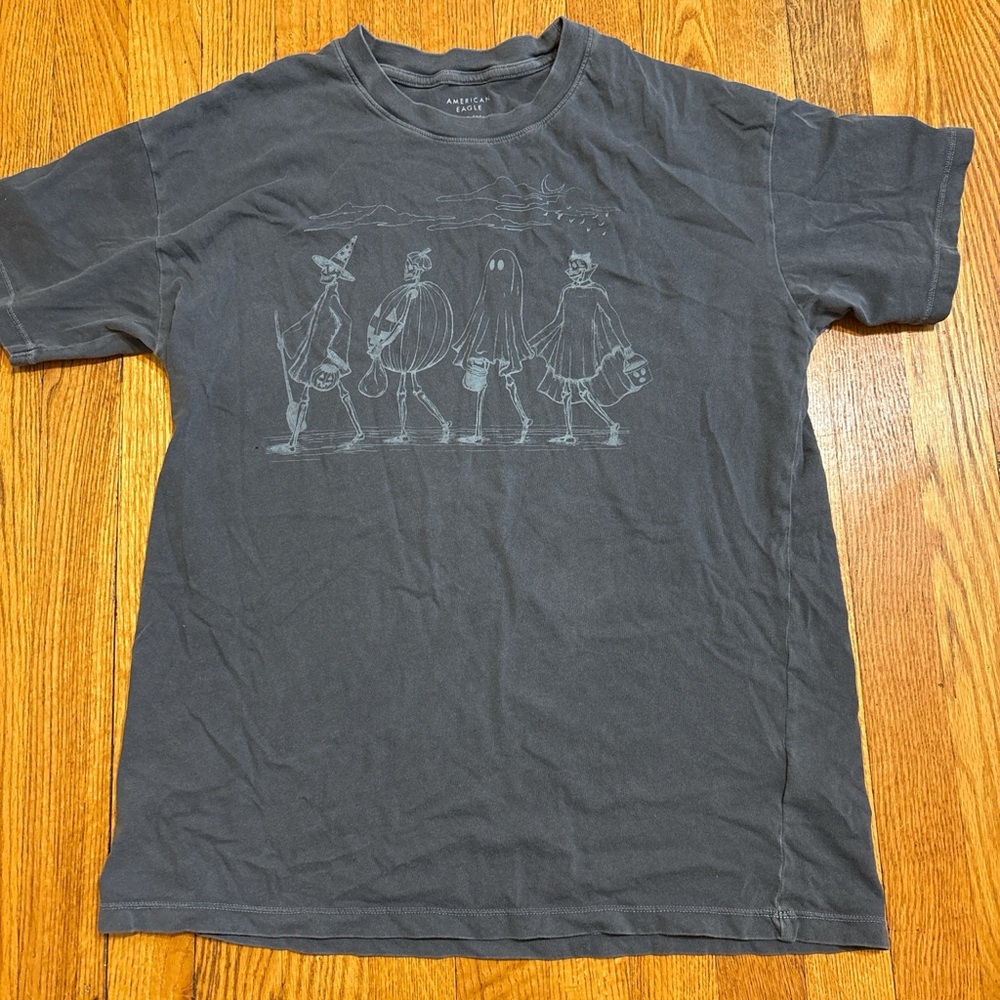 American Eagle Outfitters Charcoal Halloween Graphic T Shirt